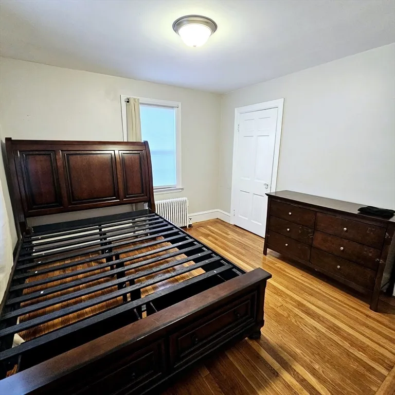 184 Canton St, East Side