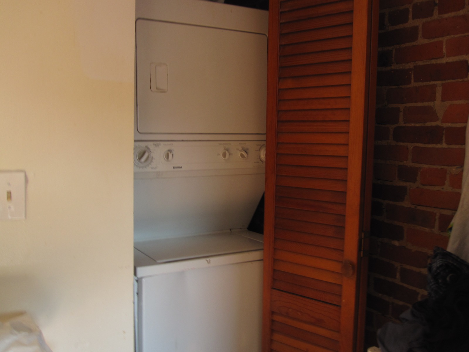 103 Gainsborough St, Fenway