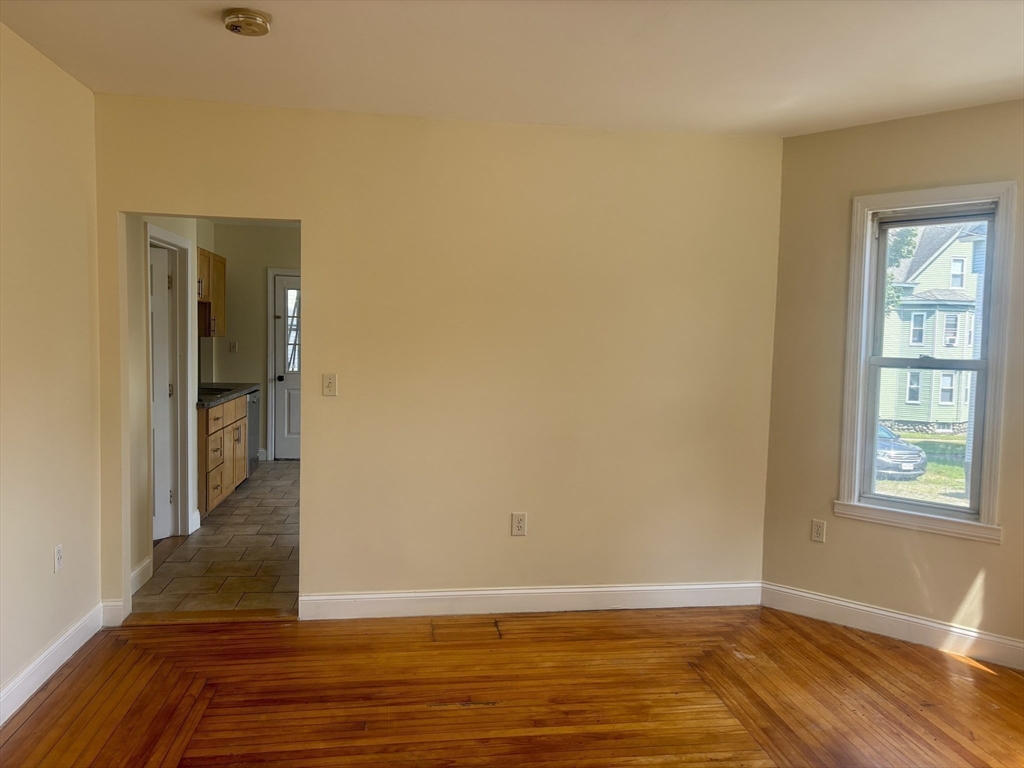 8 Stearns St, Worcester