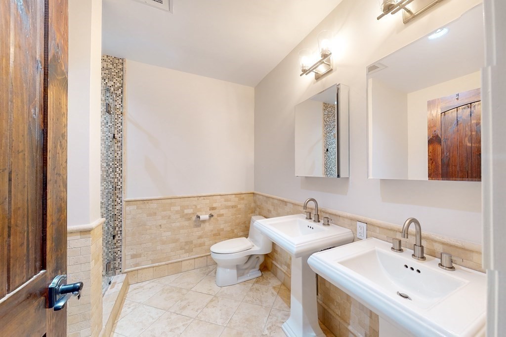 35 Channel Center St, Seaport District