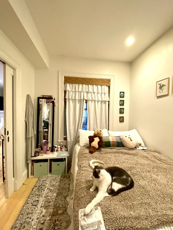 3 Leeds St, South Boston