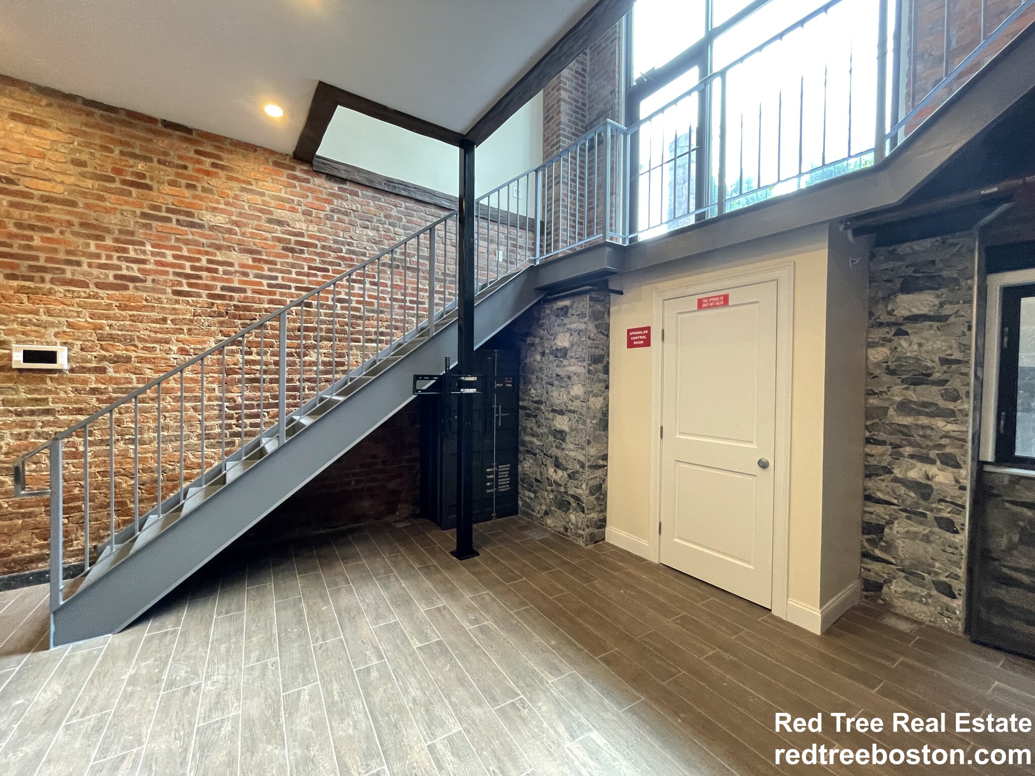 1028 Commonwealth Ave, Boston