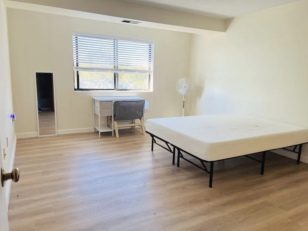 2500 Mystic Valley Pkwa, West Medford