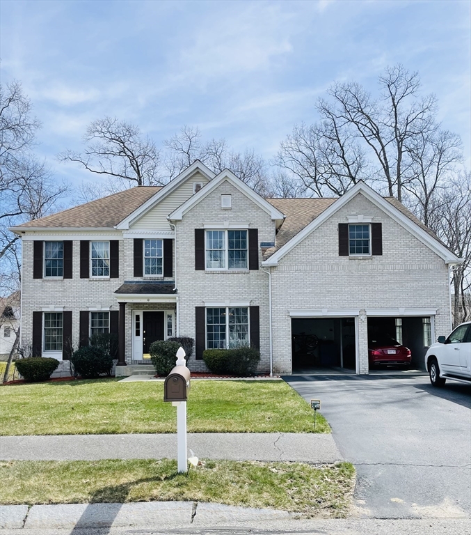 10 Sheryl Dr, Shrewsbury