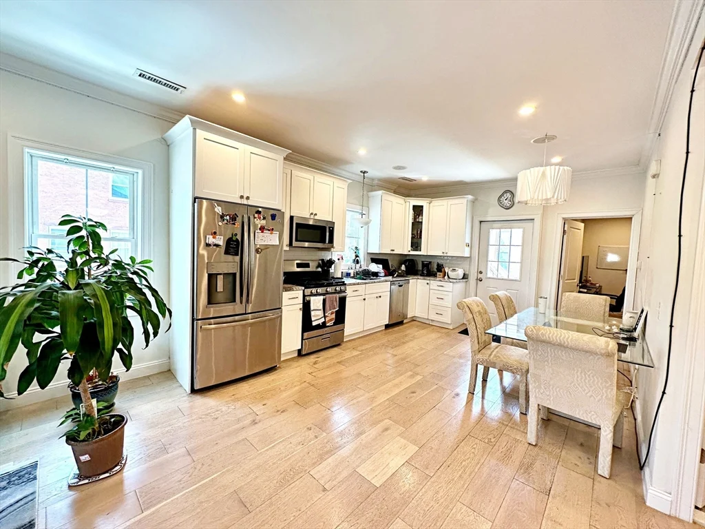 111 Maverick St, East Boston