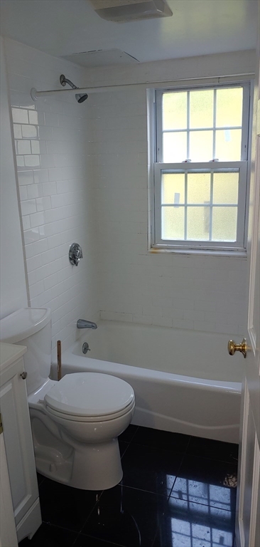 115 John Dunn Memorial Dr, Rockland