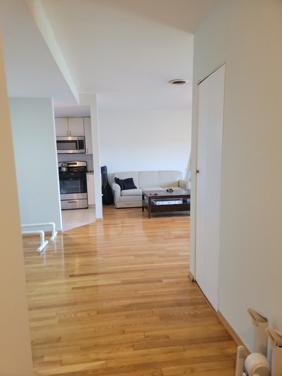 20 Stearns Rd, Coolidge Corner