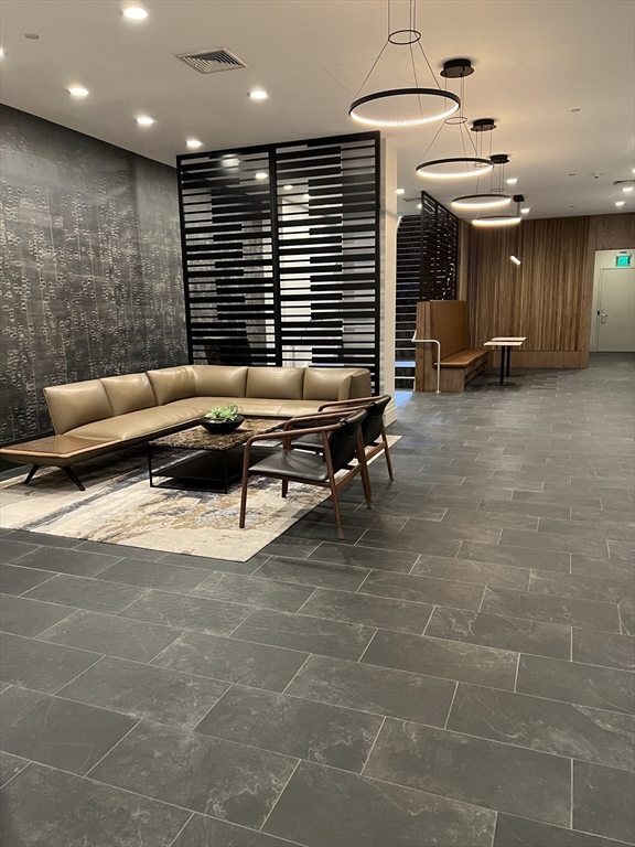 1166 Washington St, South End