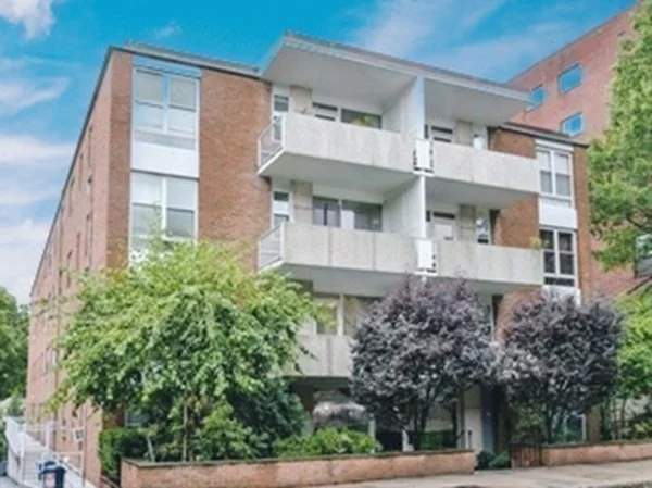 100 Marion St, Coolidge Corner