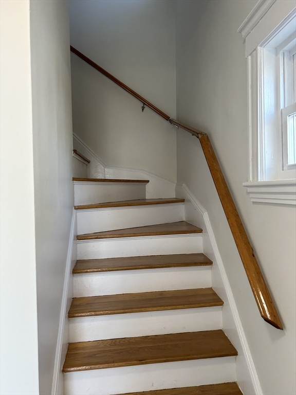 35 Leniston, Roslindale