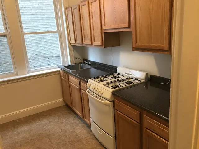 1810 Commonwealth Ave, Brighton