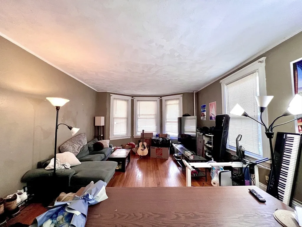 148 Strathmore Rd, Brighton