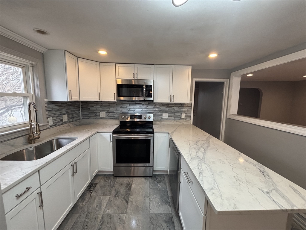 27 Evans Rd, Stoneham