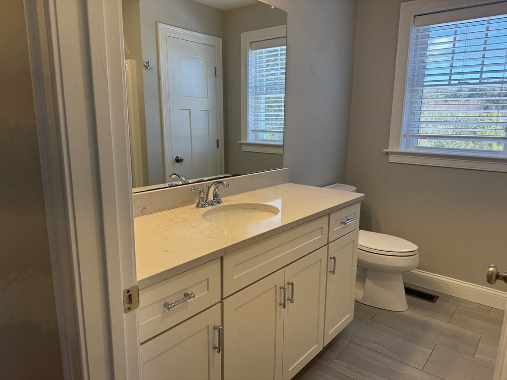 290 Thompson St, Middleboro