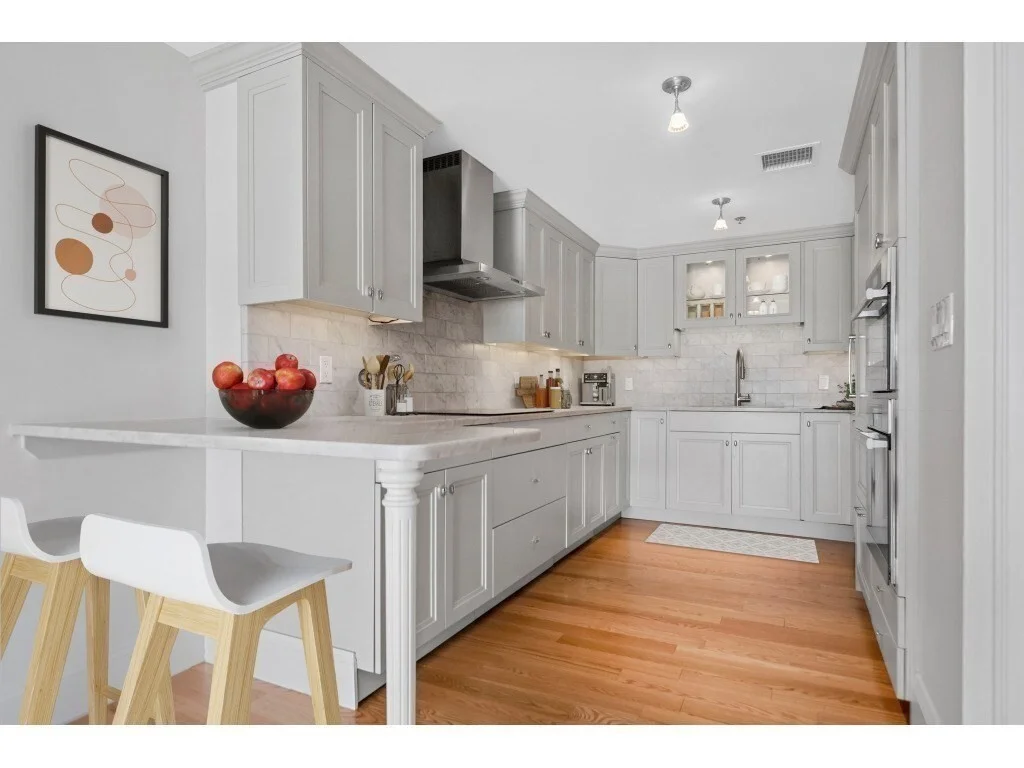 75-83 Cambridge Pkwy, East Cambridge