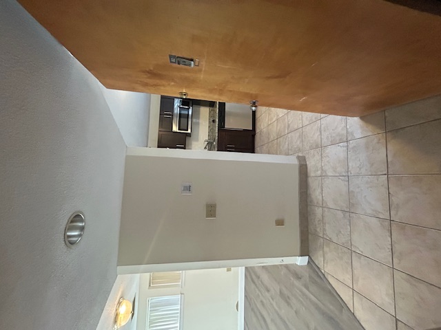 144 North Beacon St, Brighton