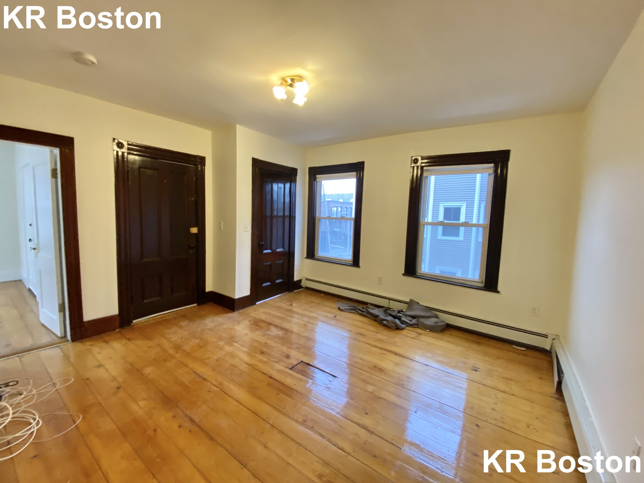 2 bed, 1.5 bath apartment for rent at 27 Everett St Unit 2, Allston — photo 3 of 6