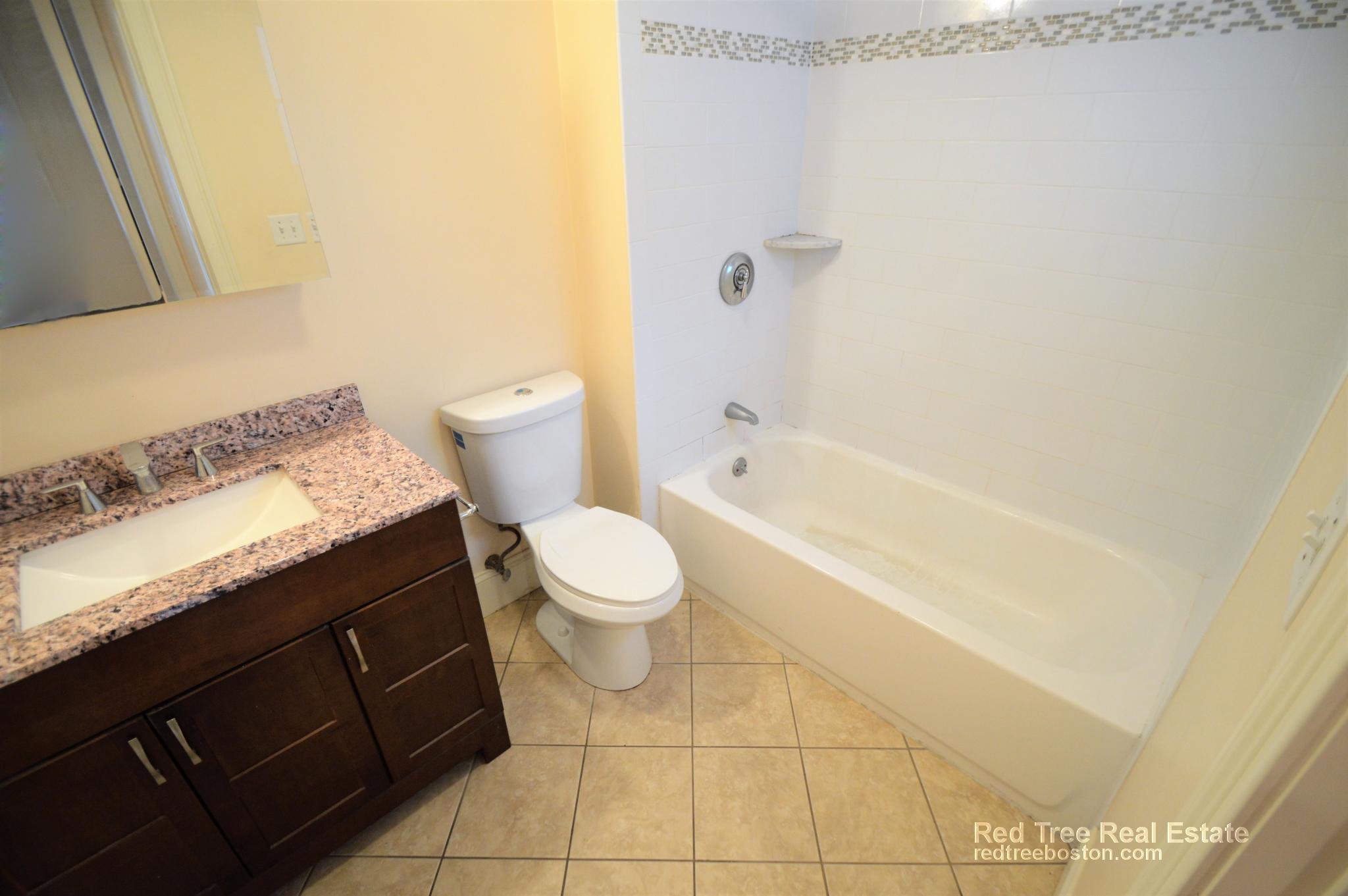 25 Lothrop St, Lower Allston