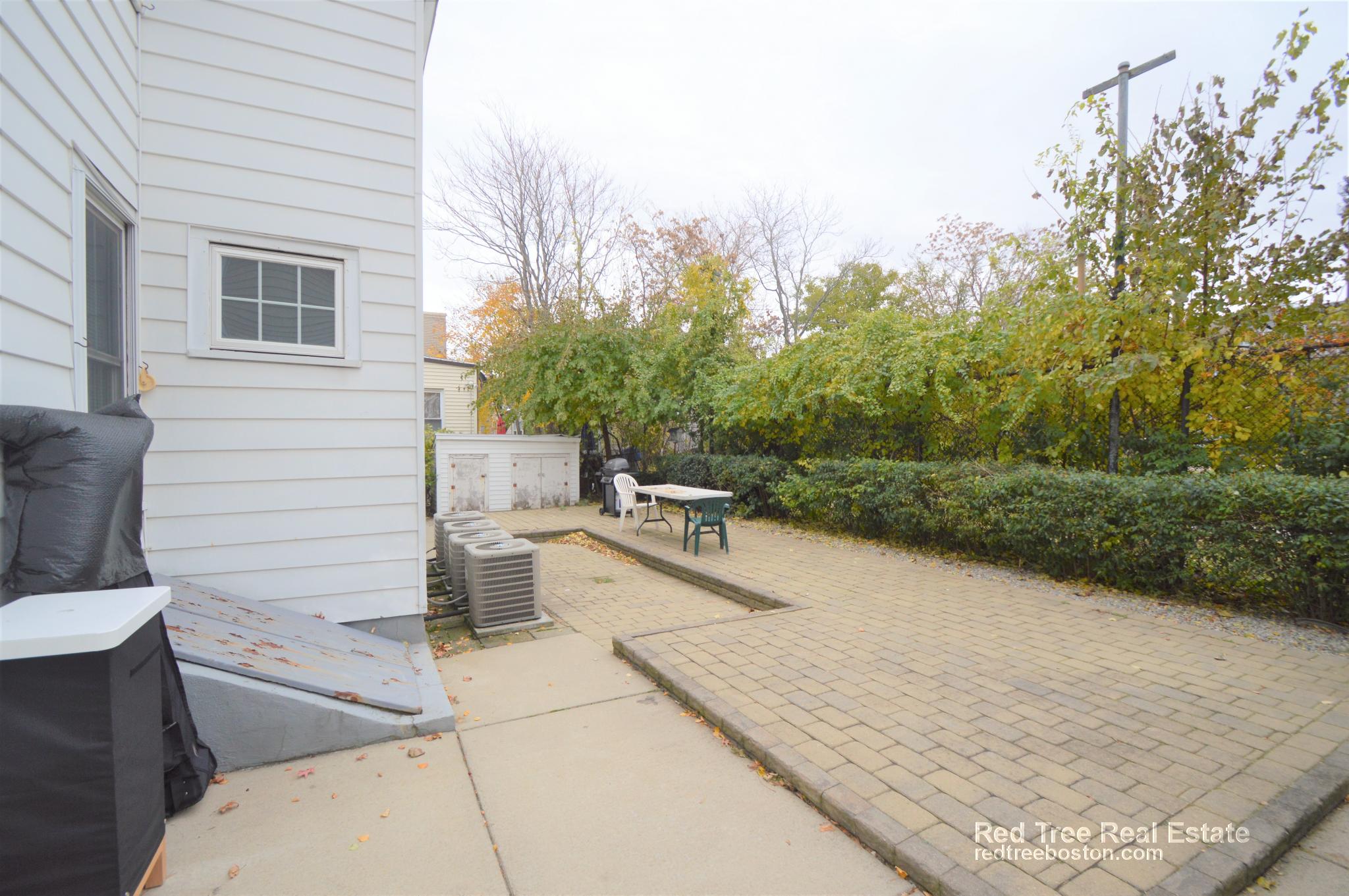 25 Lothrop St, Lower Allston