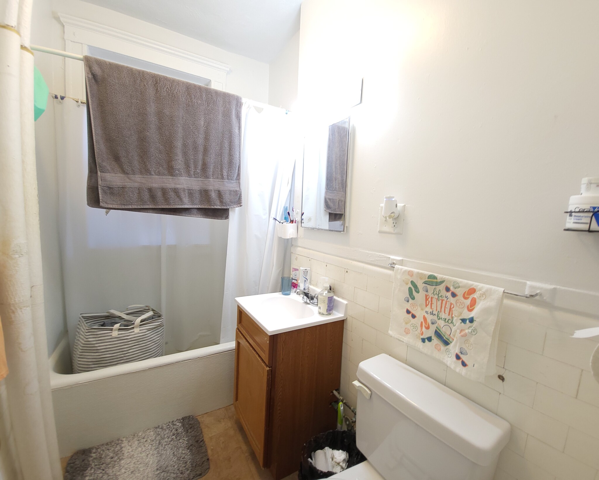 Studio bed, 1 bath apartment for rent at 25 Walbridge St Unit 4, Allston — photo 3 of 3