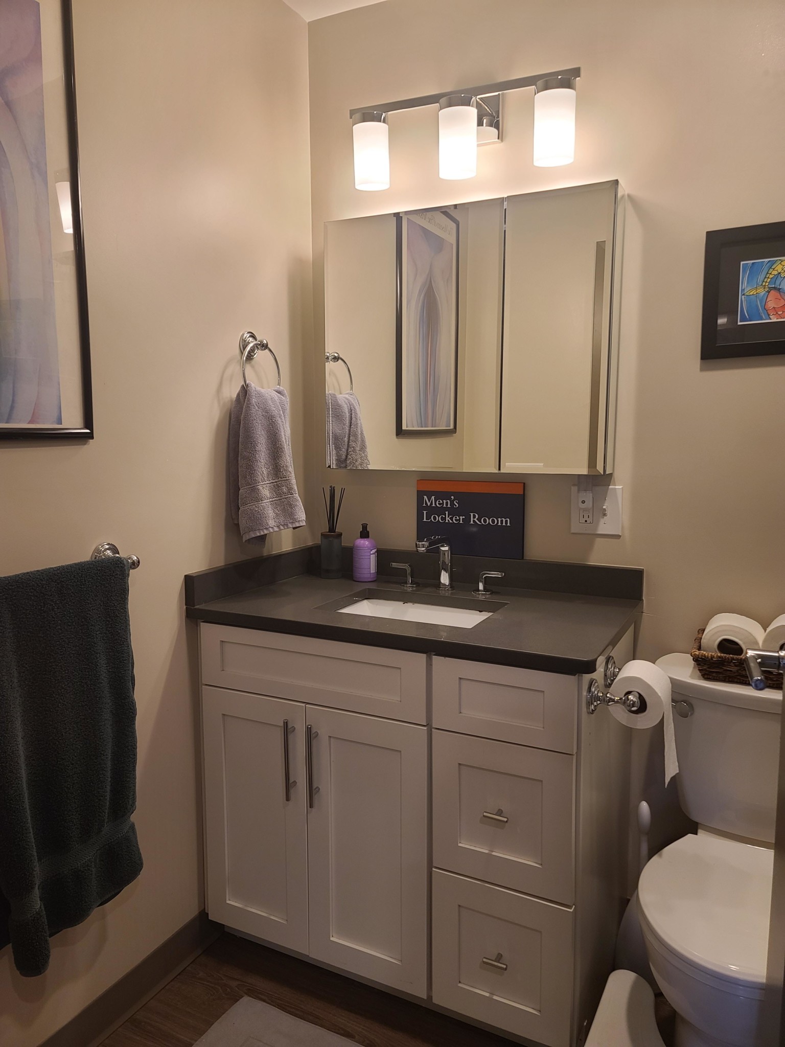 3 bed, 2 bath apartment for rent at 246 West Broadway Unit 3, South Boston — photo 23 of 27