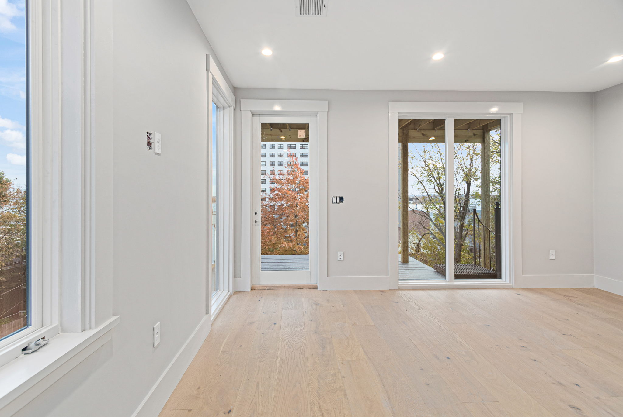 3 bed, 3.5 bath apartment for rent at 409 E 7th St Unit Penthouse, South Boston — photo 19 of 39