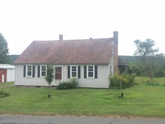 421 North East St, Amherst