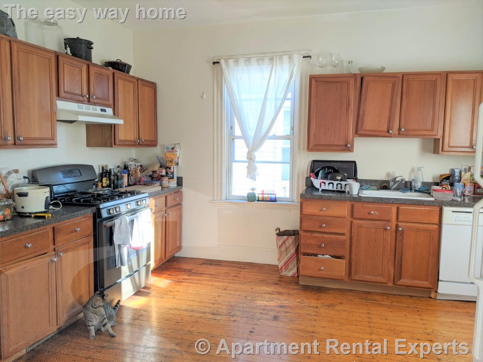 14 Sanborn Ave, Union Square