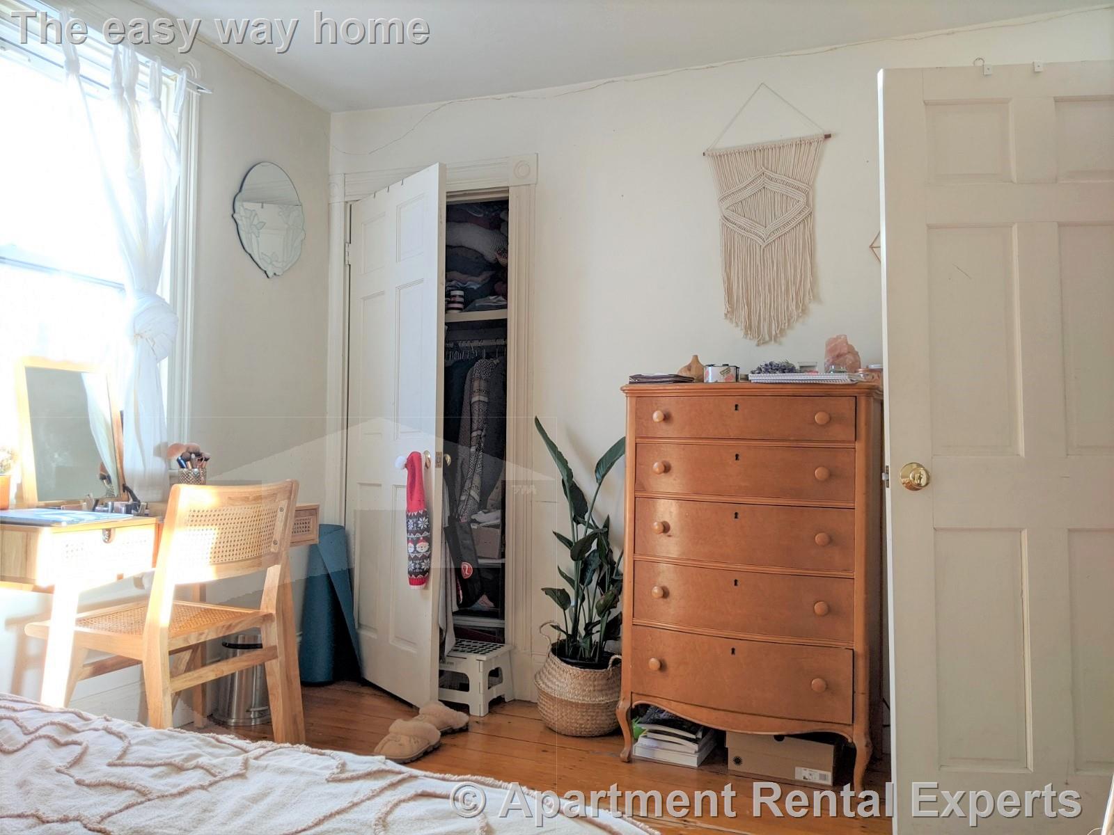 14 Sanborn Ave, Union Square