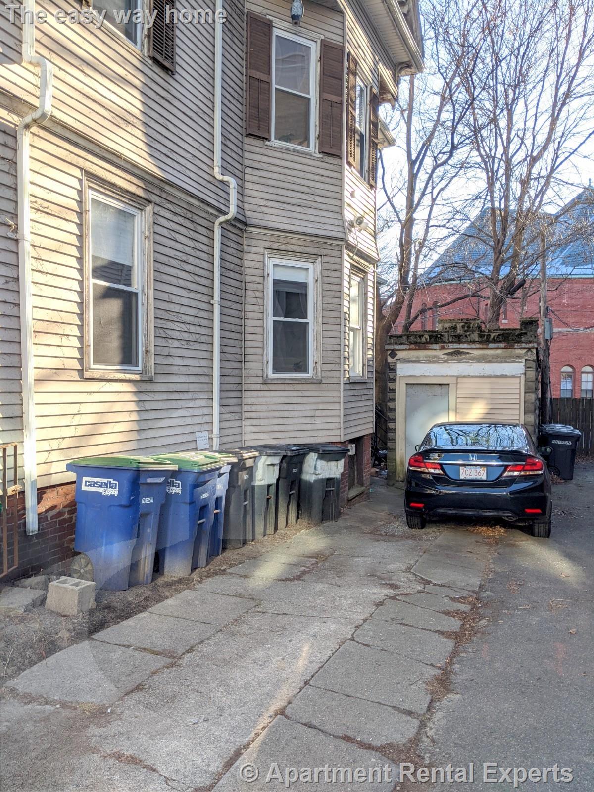 14 Sanborn Ave, Union Square