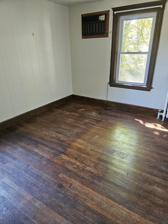 663 Hammond St, Chestnut Hill