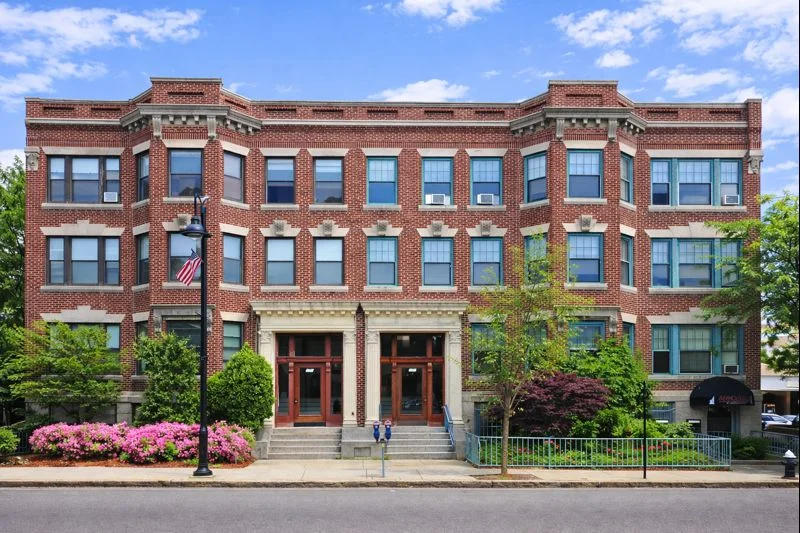 171 Harvard St, Coolidge Corner