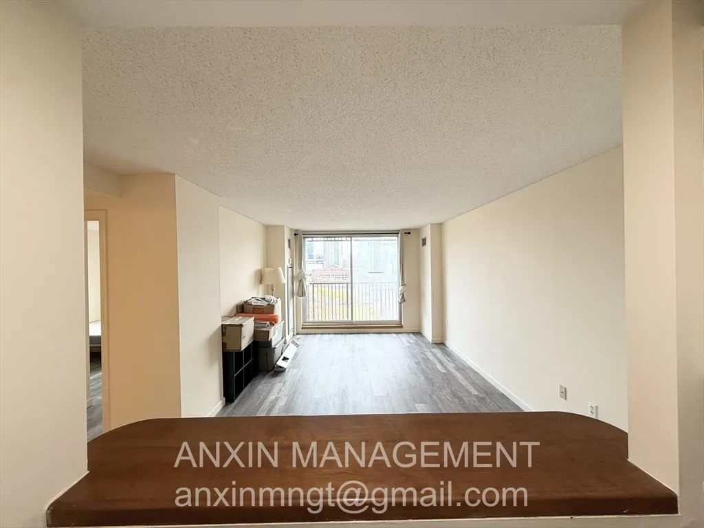 10 Museum Way, East Cambridge