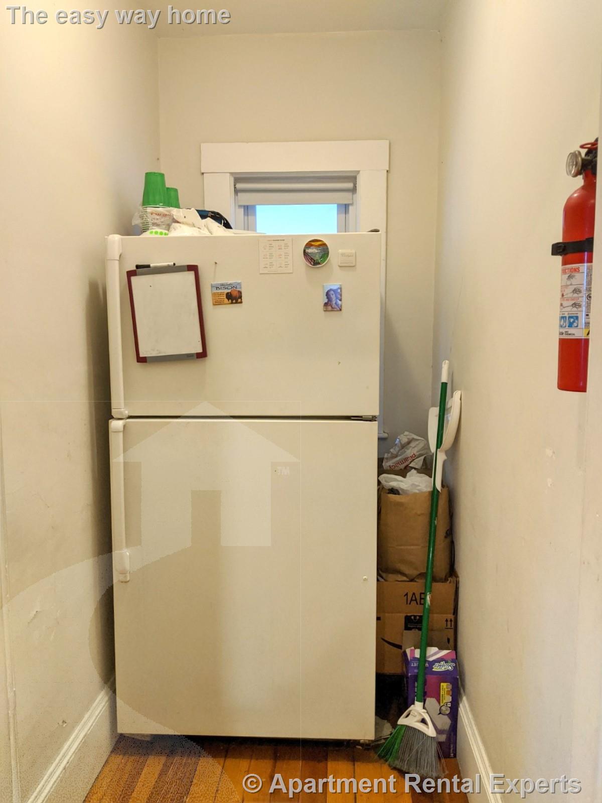 42-44 Newbern Ave, Tufts