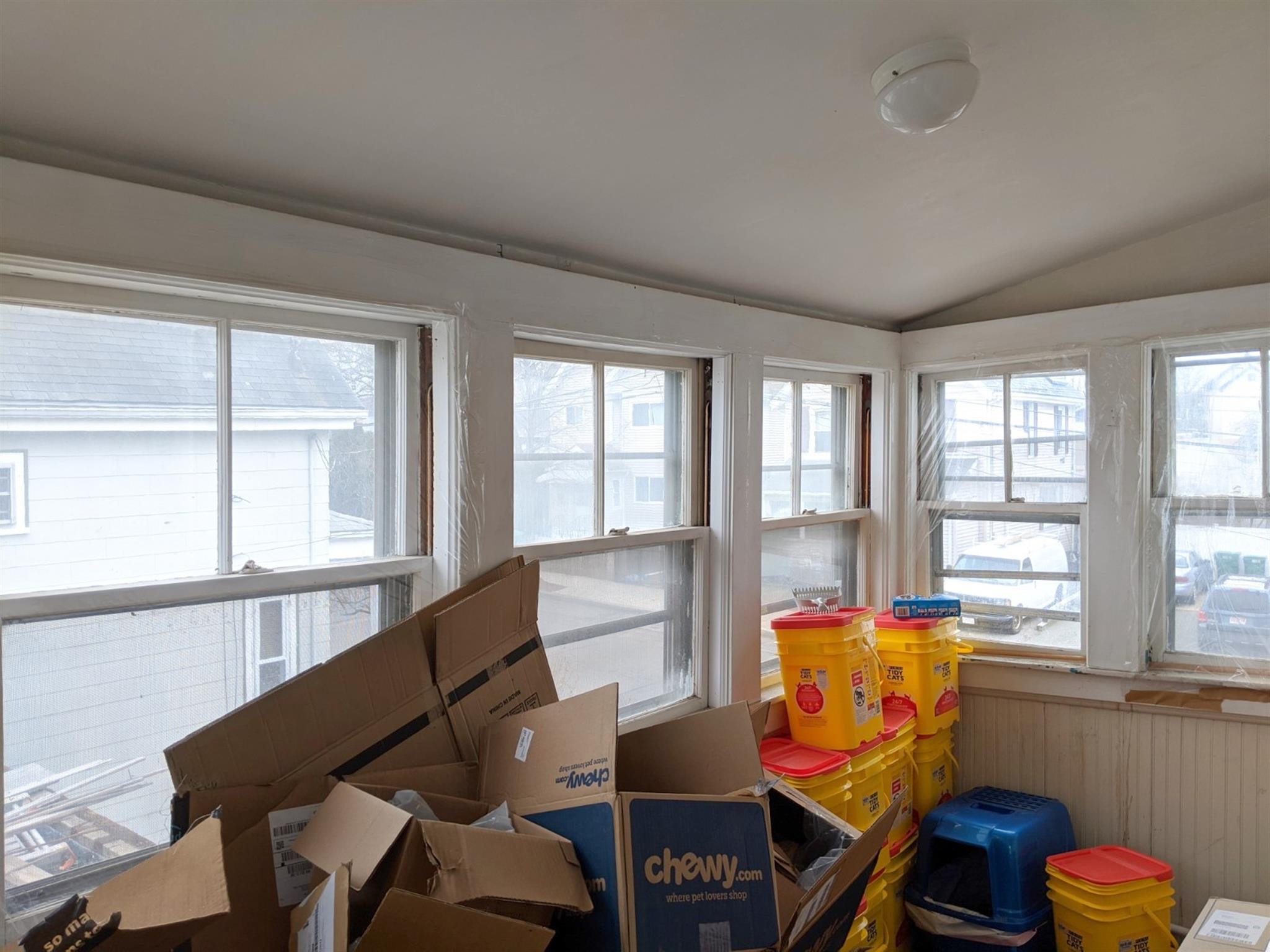 3.5 bed, 2 bath apartment for rent at 44 Newbern Ave Unit 2, Medford — photo 6 of 20