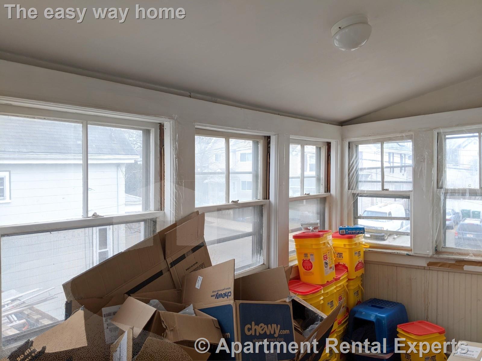 42-44 Newbern Ave, Tufts