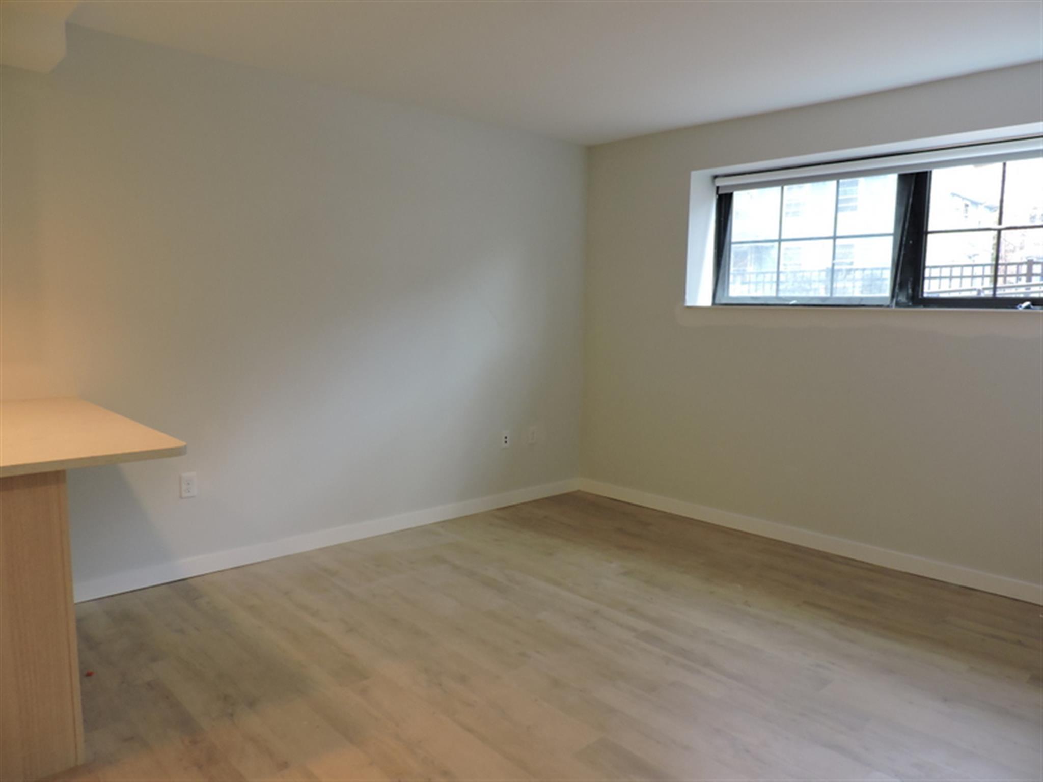 2 bed, 1 bath apartment for rent at 10 Soden St Unit 8, Central Square — photo 5 of 15