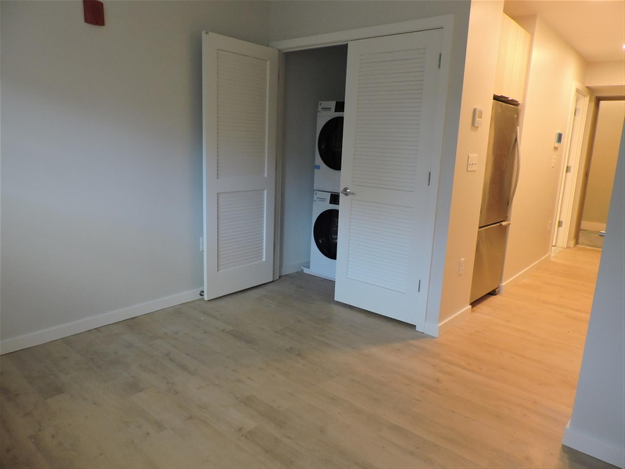 Studio bed, 1 bath apartment for rent at 10 Soden St Unit 4, Central Square — photo 6 of 7