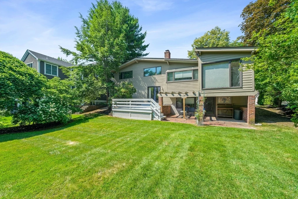 37 Harwich Rd, Newton