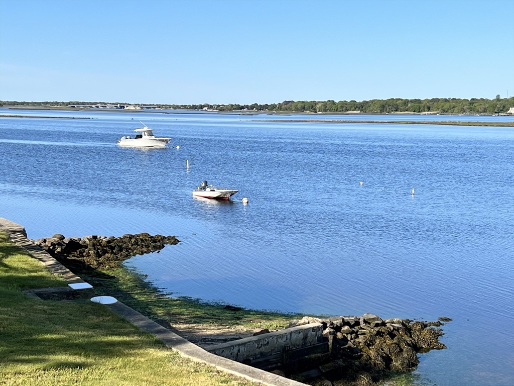 162 R Pettey Ln, South Westport