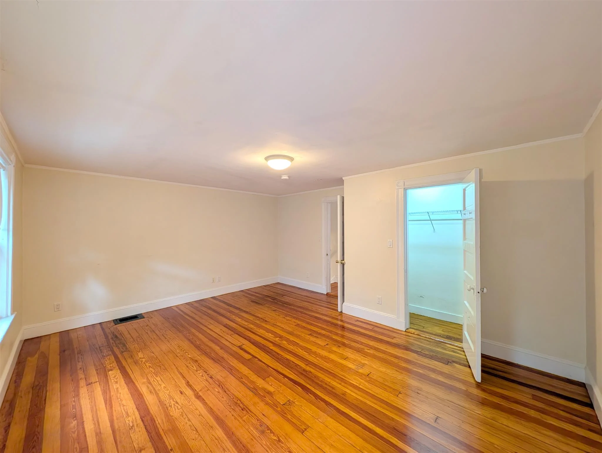 41 Ossipee Rd, Davis Square