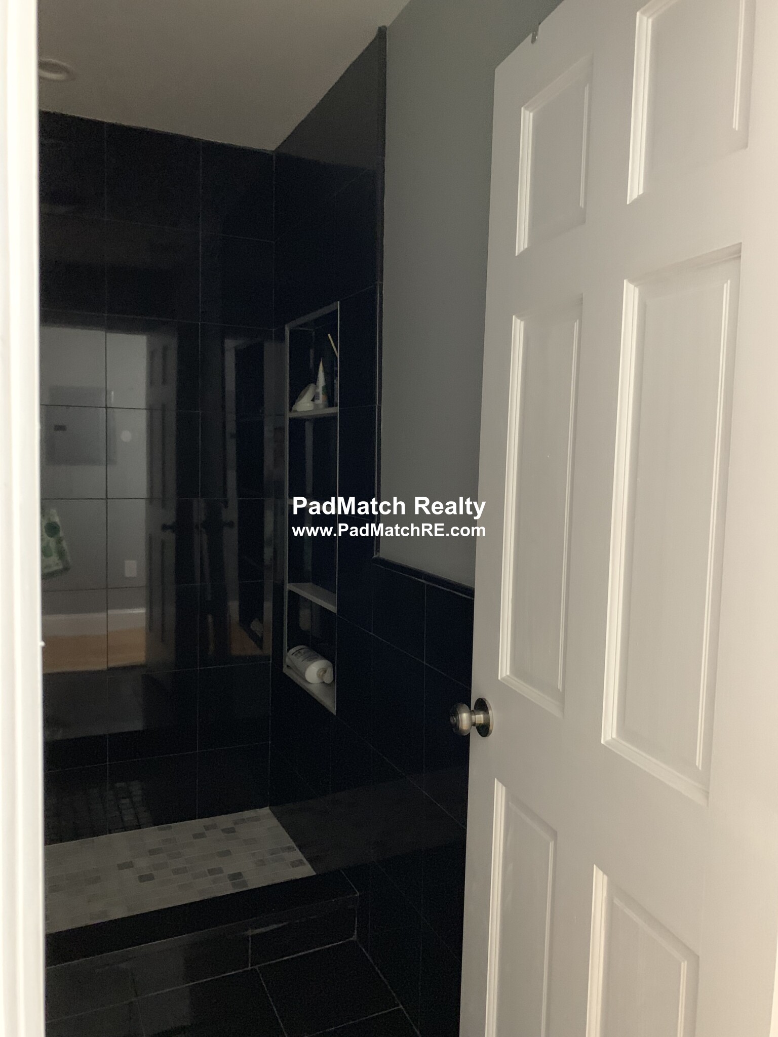 146 Hillside St, Mission Hill