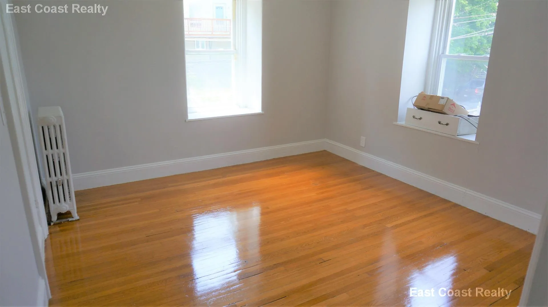 172 Bigelow St, Oak Square