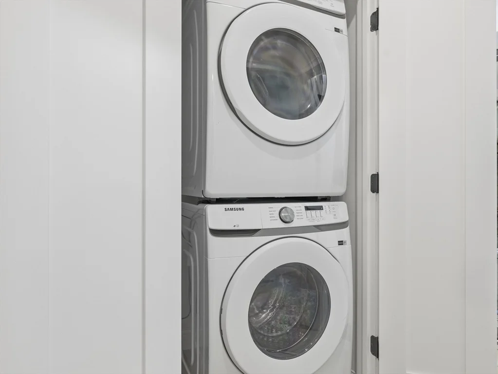 48 Woodward St, South Boston