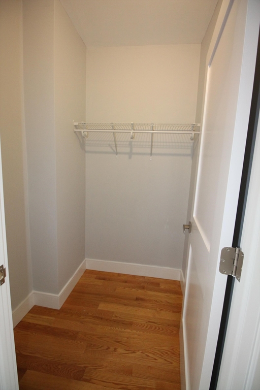 110 Main St, Everett