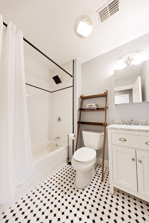 762 E 6, South Boston