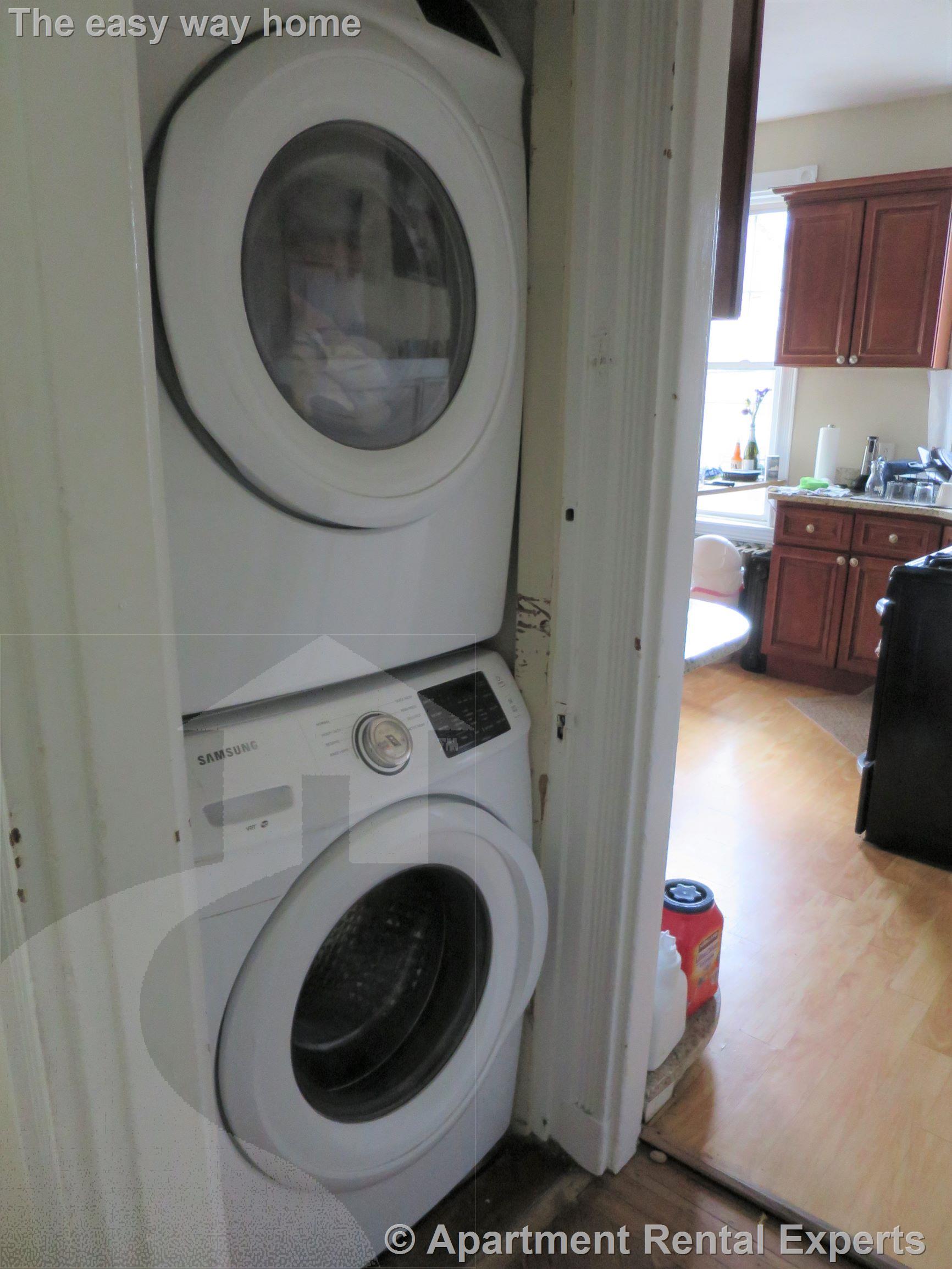 19 Putnam Ave, Harvard Square