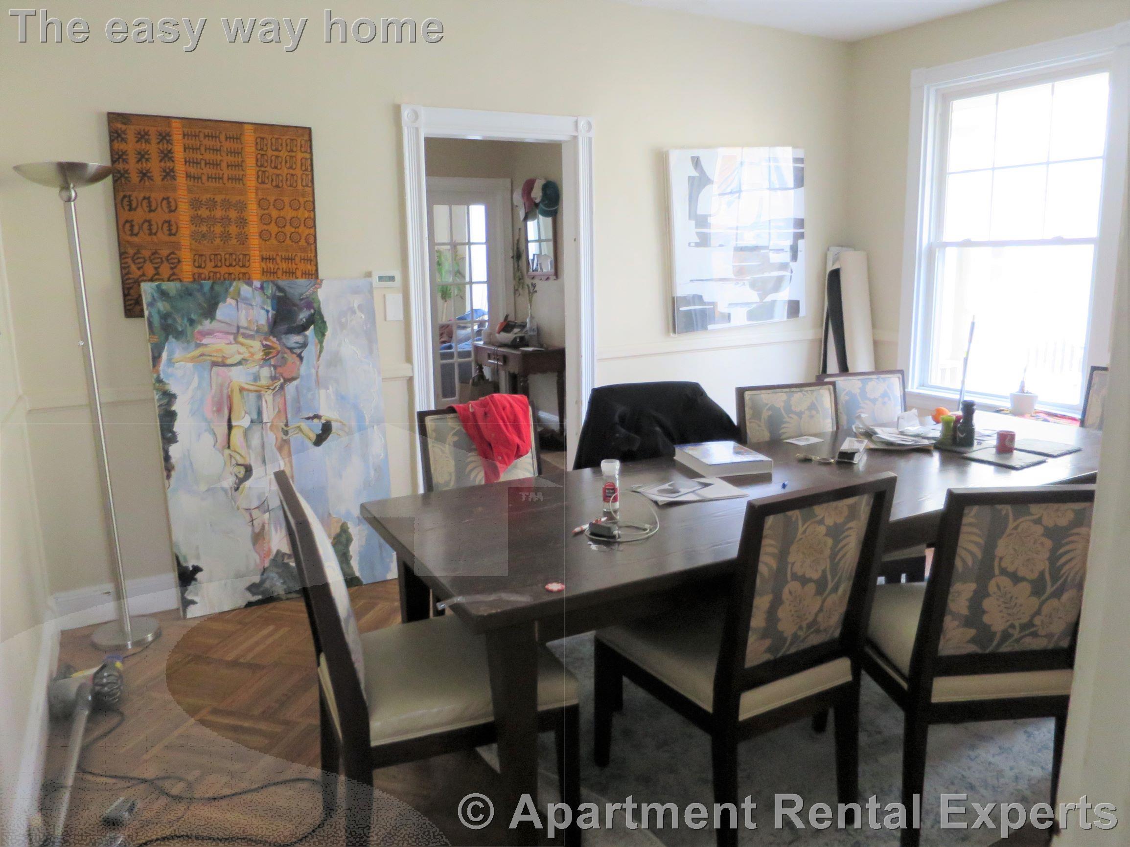 19 Putnam Ave, Harvard Square