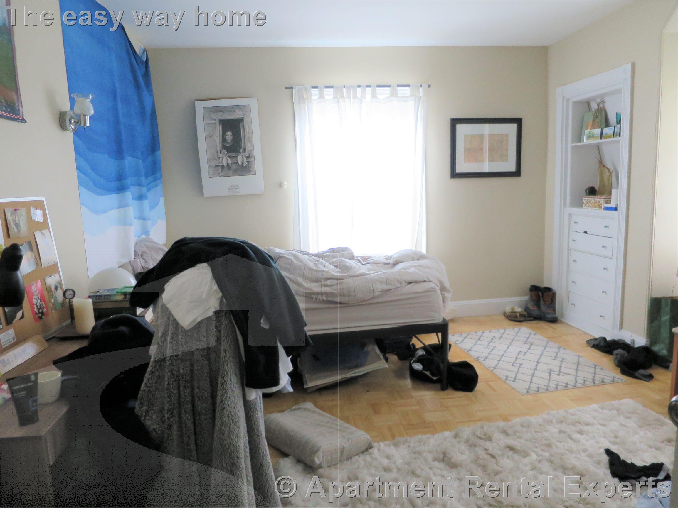 19 Putnam Ave, Harvard Square