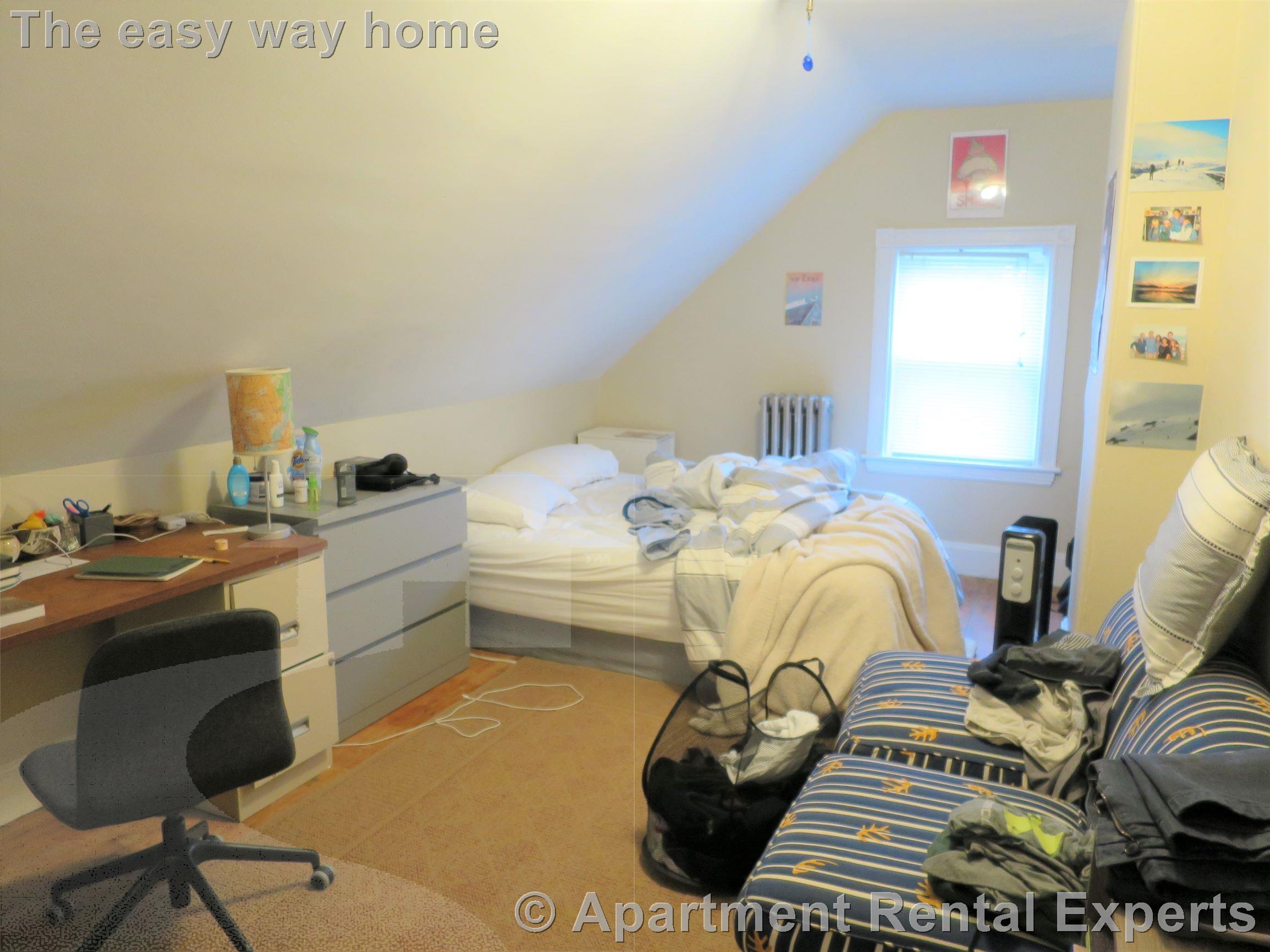 19 Putnam Ave, Harvard Square